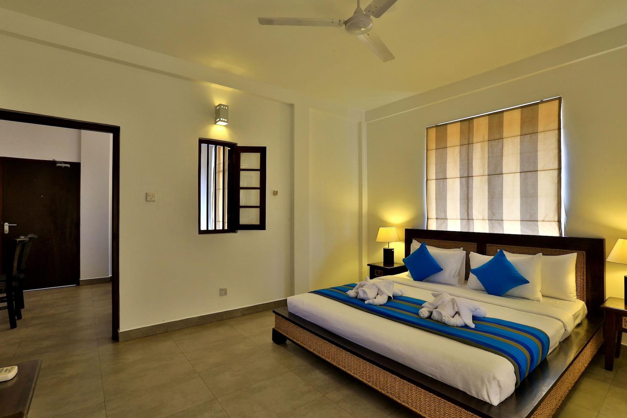 St.Lachlan Hotel & Suites Negombo Zewnętrze zdjęcie
