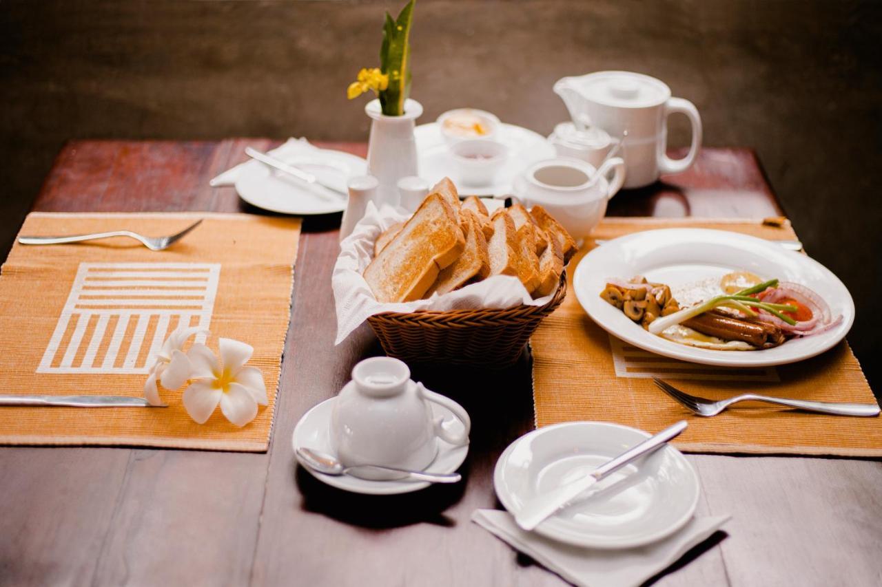 St.Lachlan Hotel & Suites Negombo Zewnętrze zdjęcie